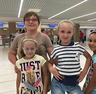 Участницы Ты Супер! Танцы в аэропорту Кишинева